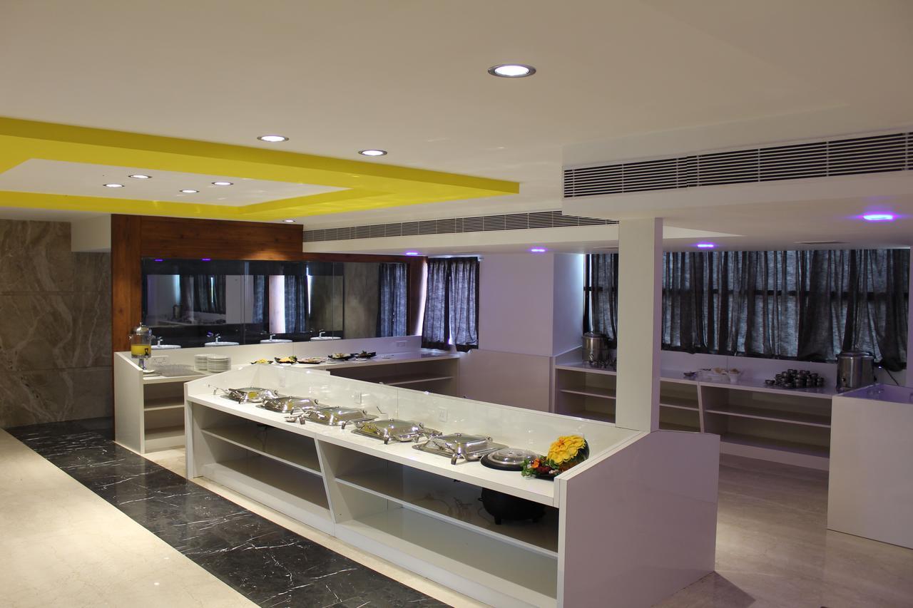 Hotel Hills Tirupattur Tiruppatur Dış mekan fotoğraf