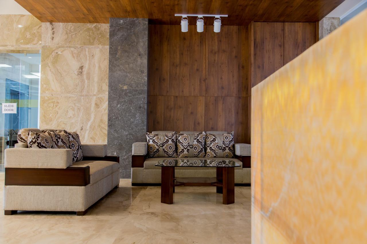 Hotel Hills Tirupattur Tiruppatur Dış mekan fotoğraf