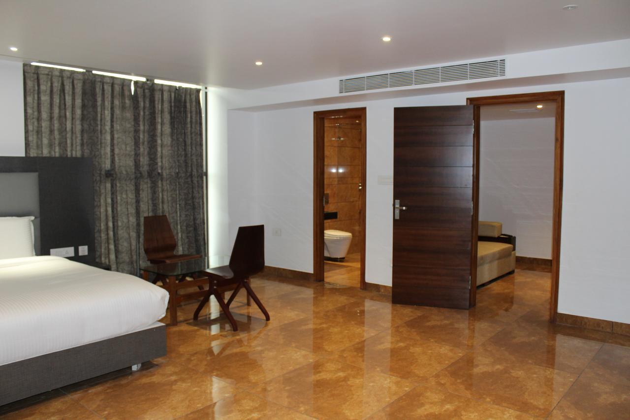 Hotel Hills Tirupattur Tiruppatur Dış mekan fotoğraf