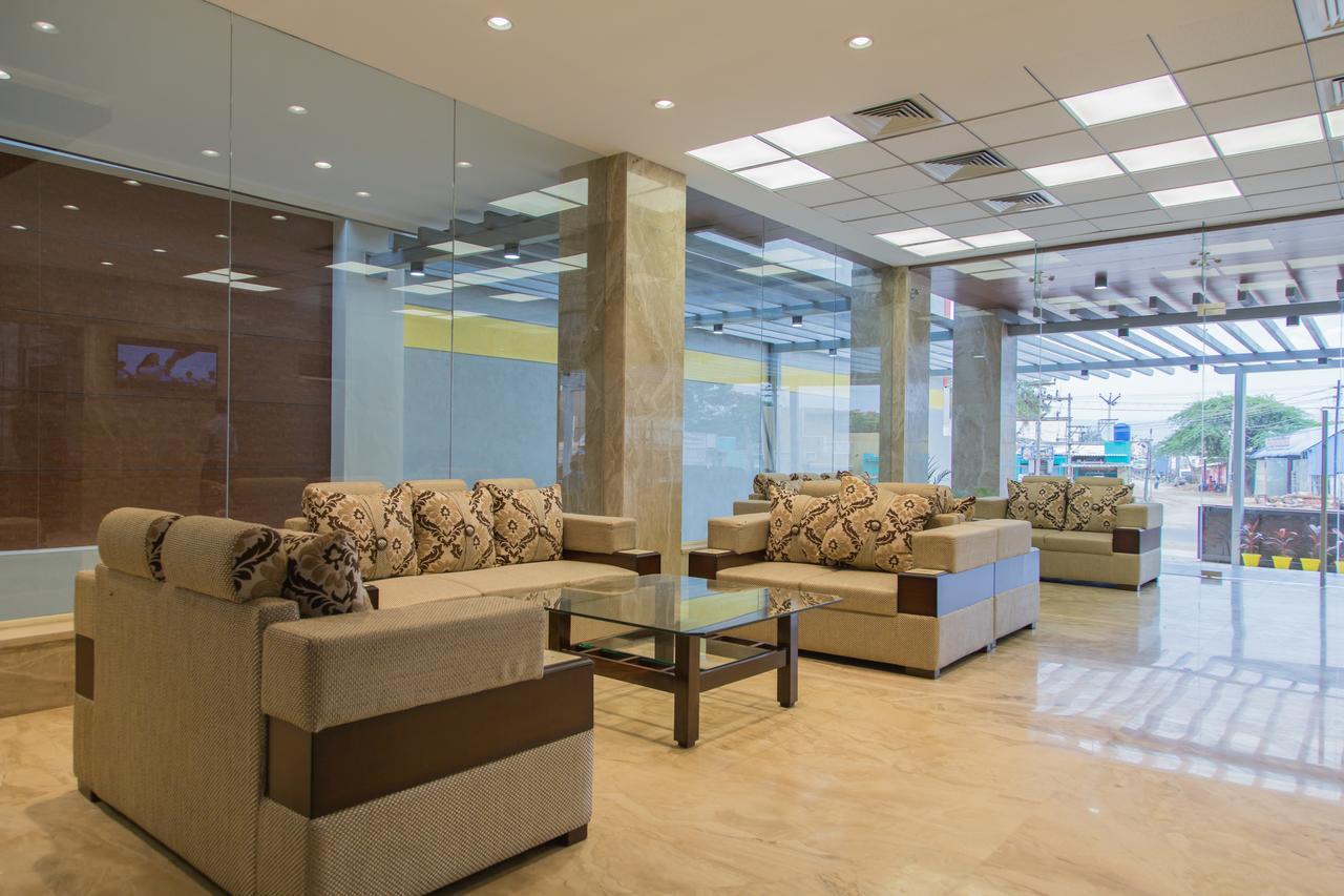 Hotel Hills Tirupattur Tiruppatur Dış mekan fotoğraf